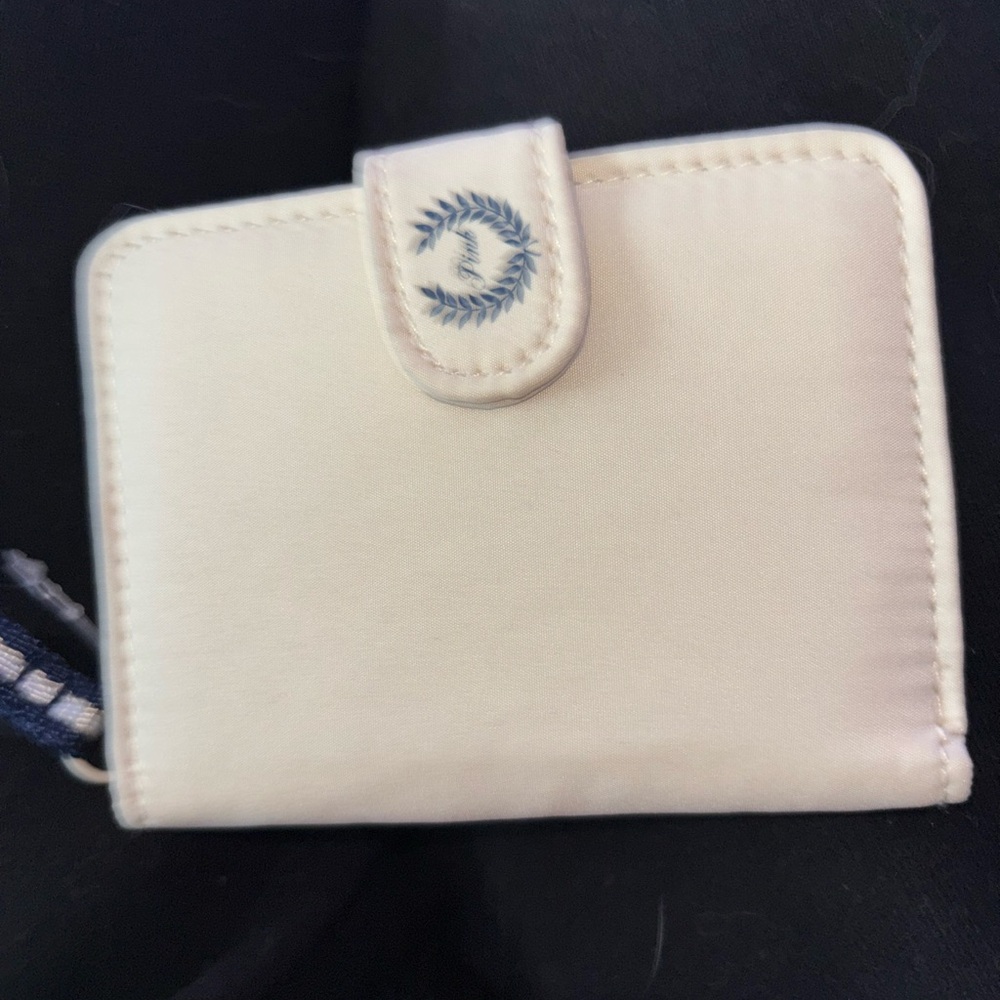 PINK Victoria's Secret Cream Card Holder